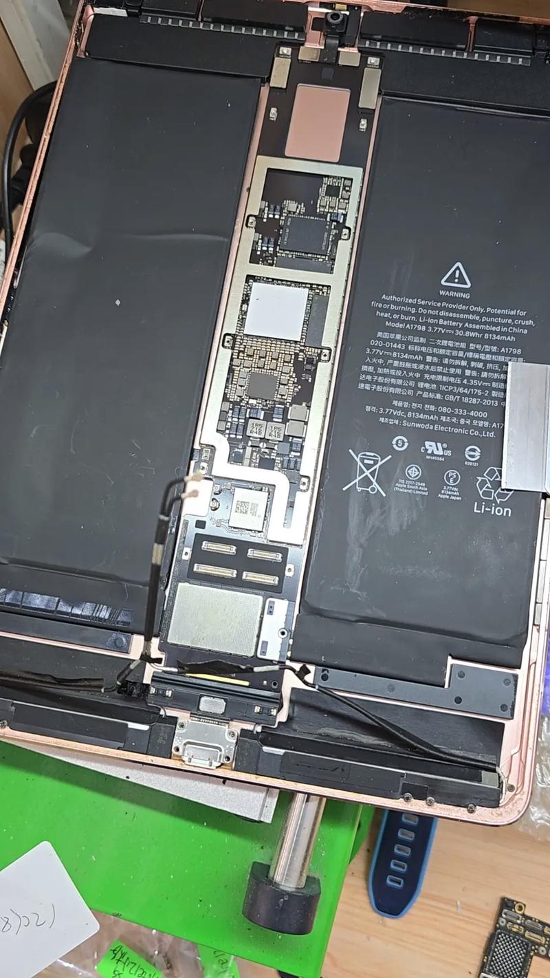 ipad pro 12.9 换电池