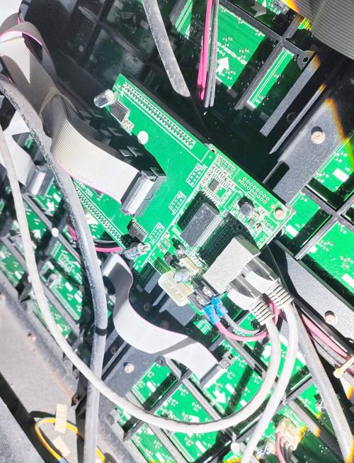 led43m2600b背光灯不亮故障维修