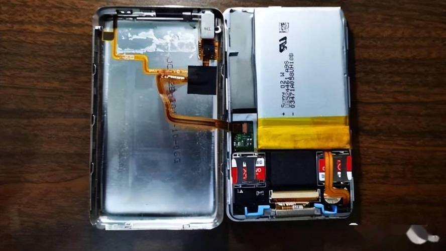 ipod classic 换电池