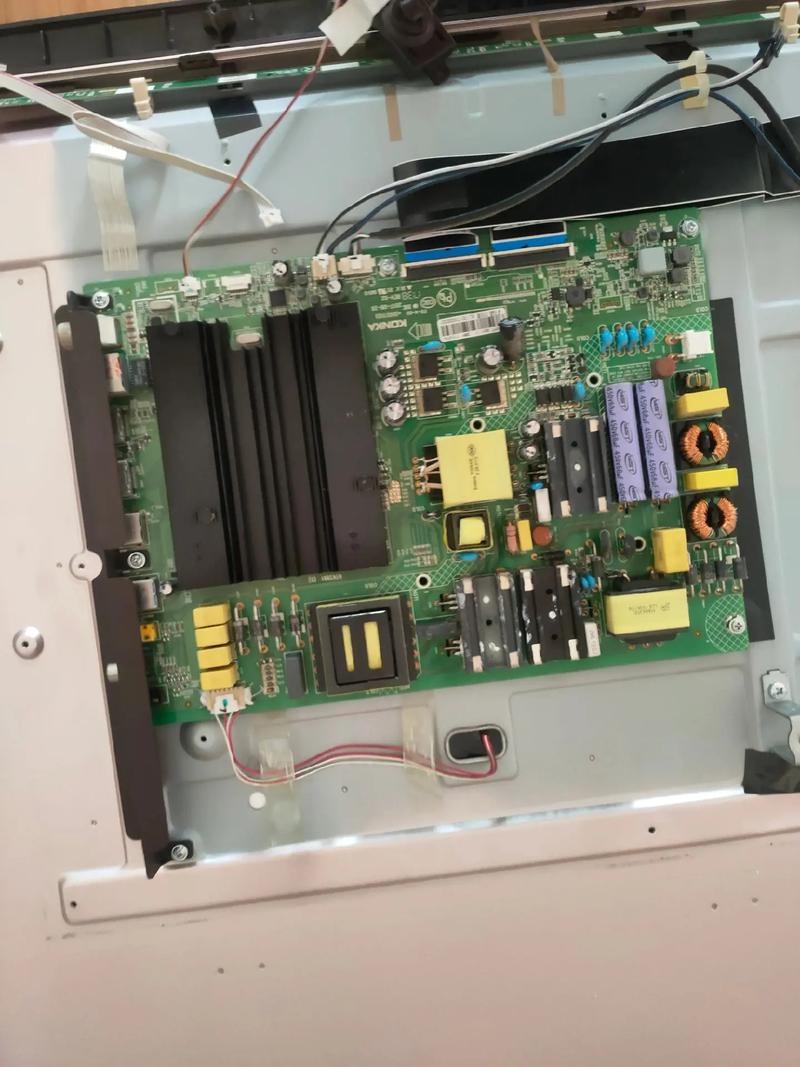 康佳lc42ts86dc开机背光闪故障