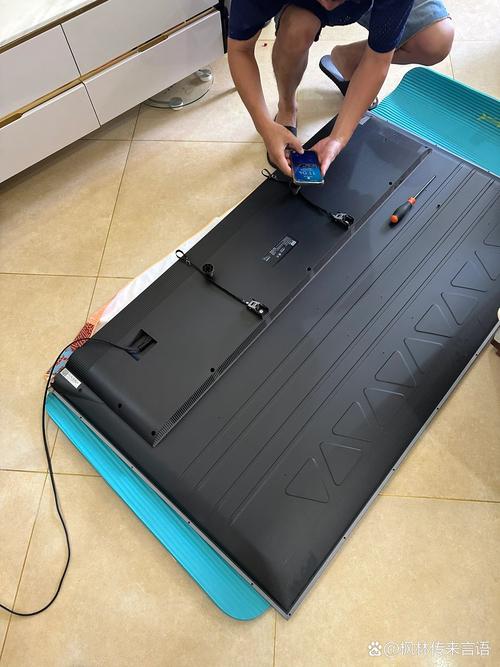 tcll50e5090一3d黑屏故障