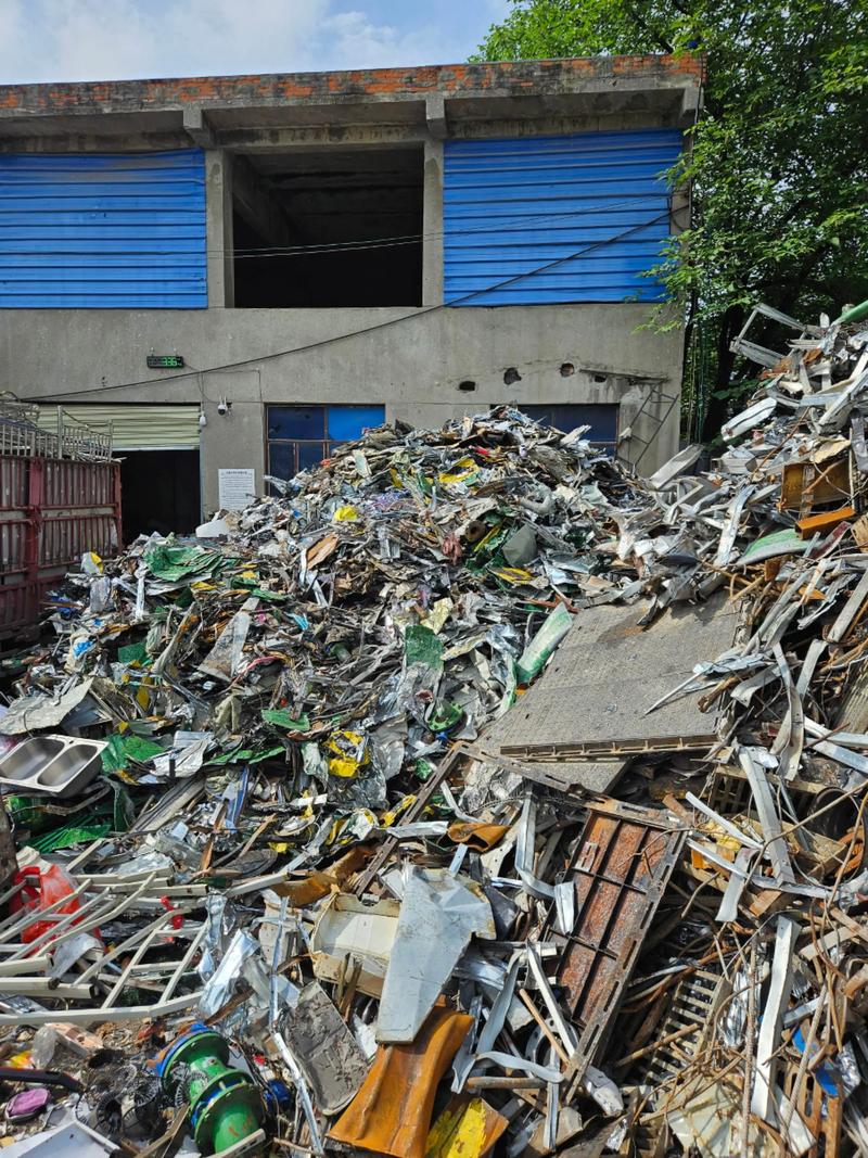 甘肃最大的废铁交易市场