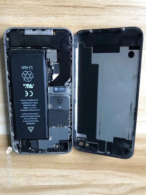 iphone4s 电池 正负极