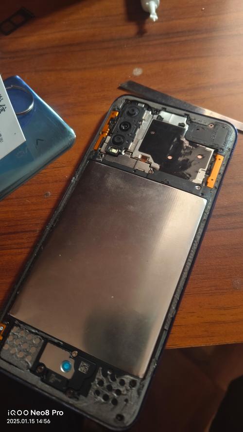 vivoy17t 拆手机电池