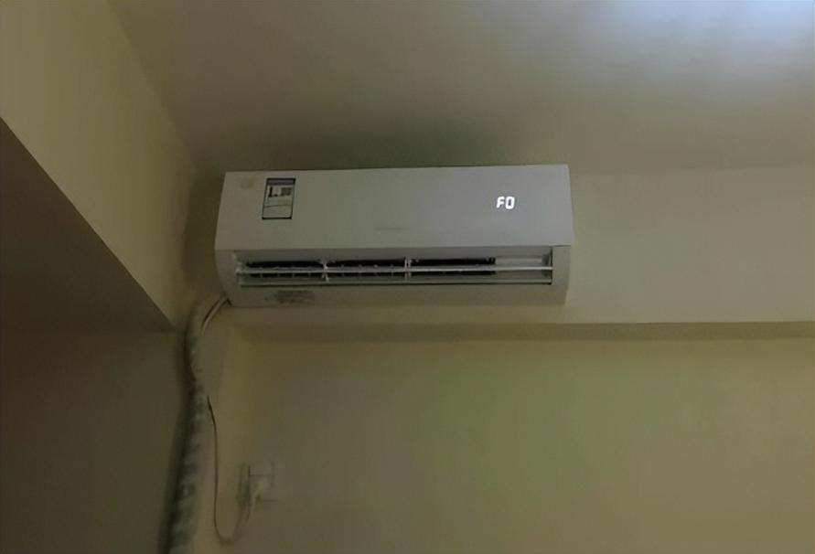 格力空调挂机制冷显示f0是什么故障
