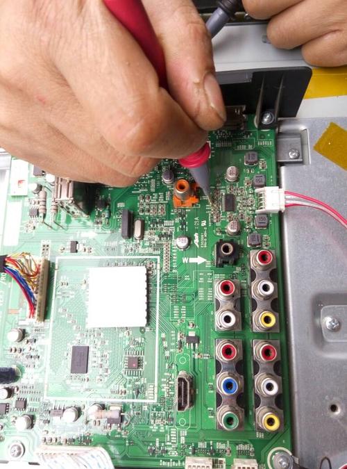 乐华彩电n25g6不能开机故障讲解