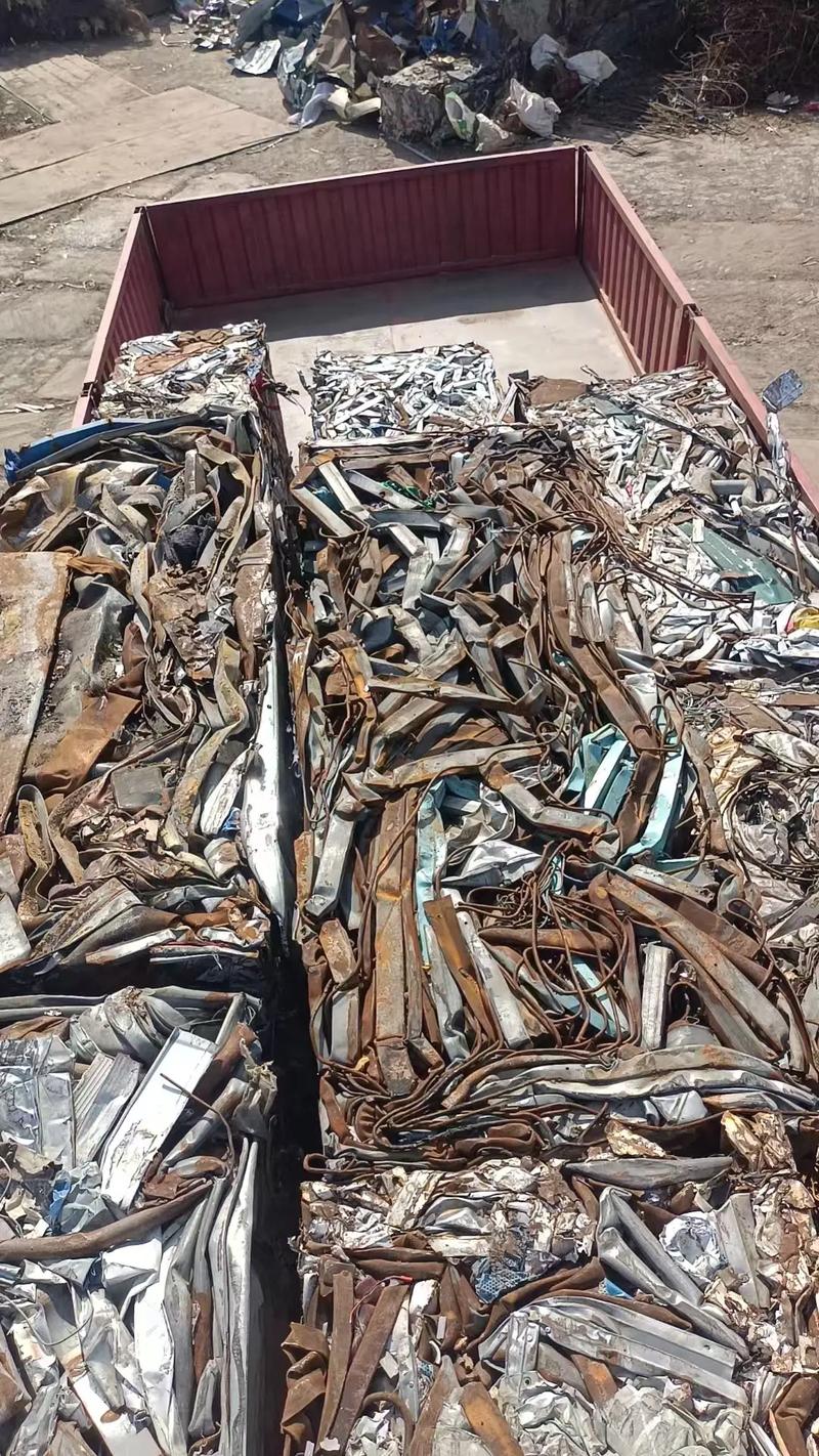 安徽工厂有大量废铁出售