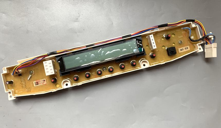 三洋xqb70一8218电脑板故障