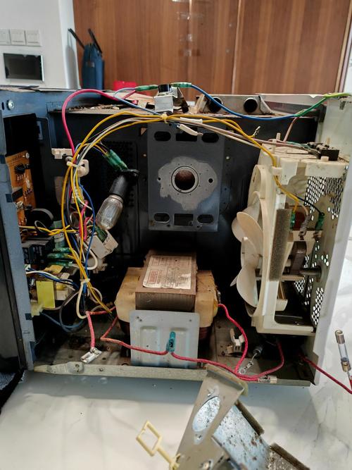 格兰仕微波炉e34故障代码怎么维修