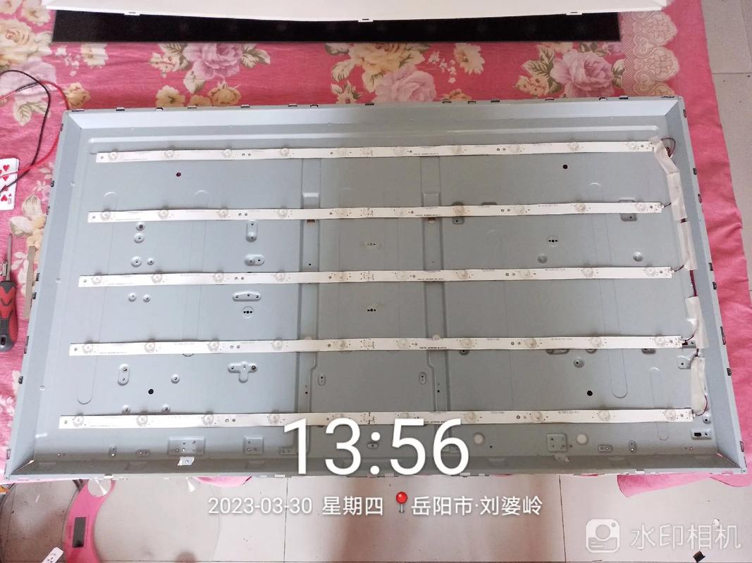 创维42E5CHR红灯亮不开机故障