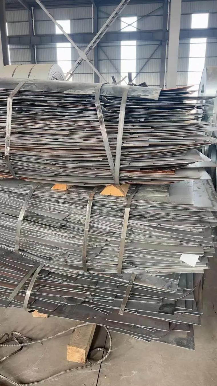 废铁下脚料多少钱一吨