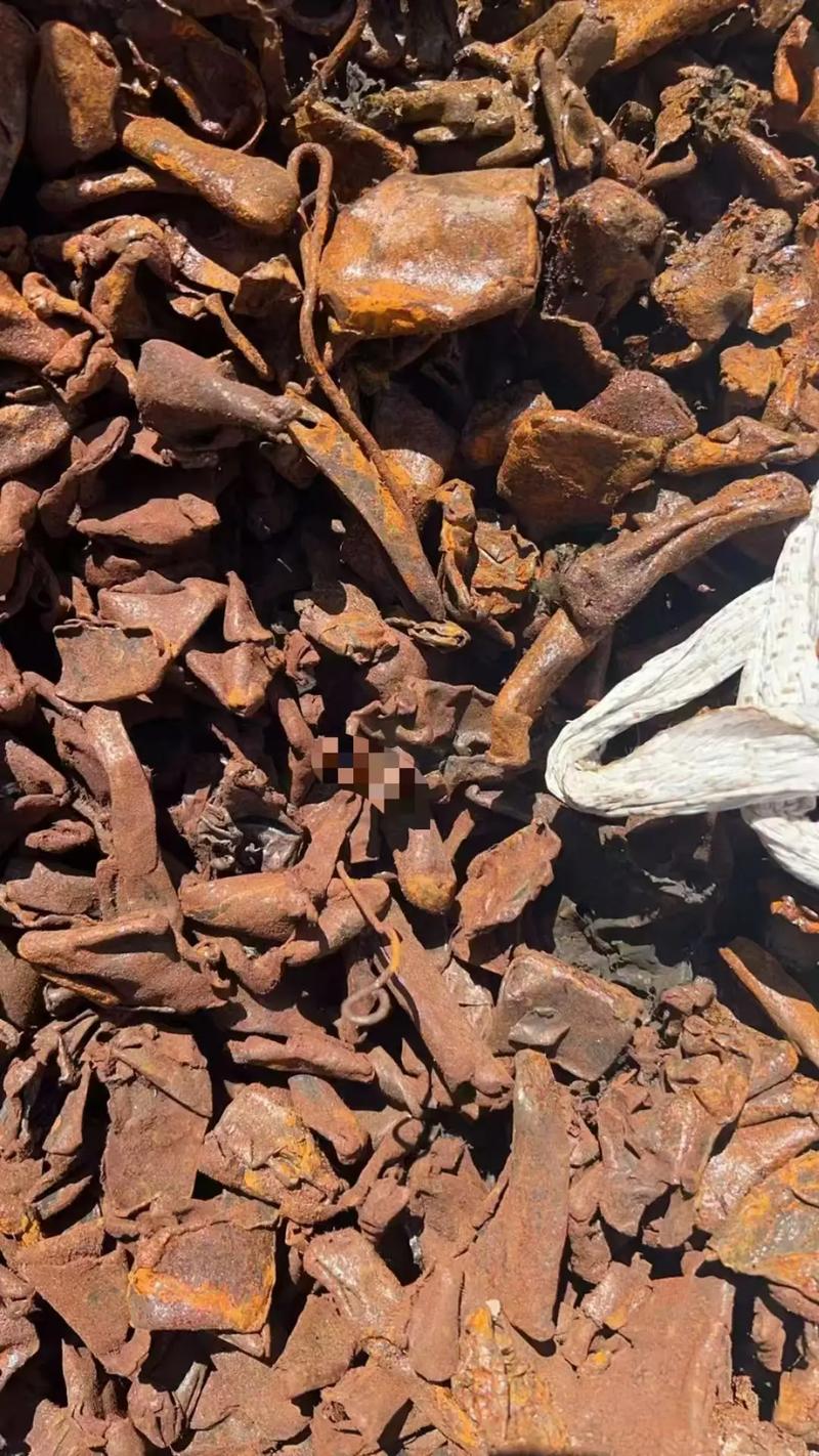 今日废废铁一级破碎料