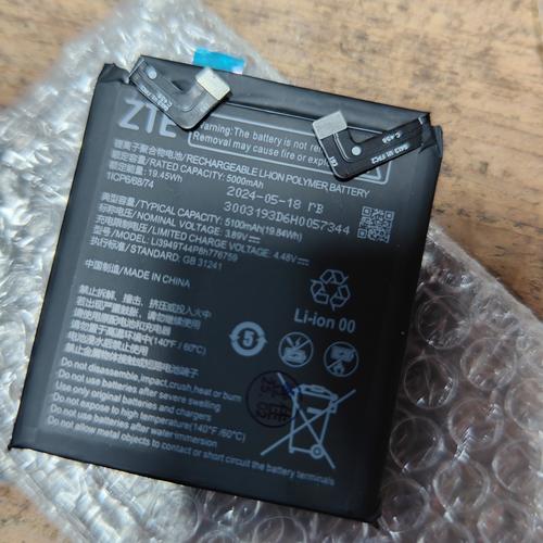 努比亚z7mini电池鼓包