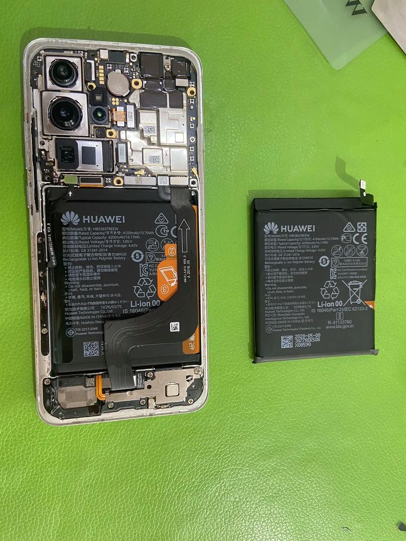 华为g7 plus电池拆开