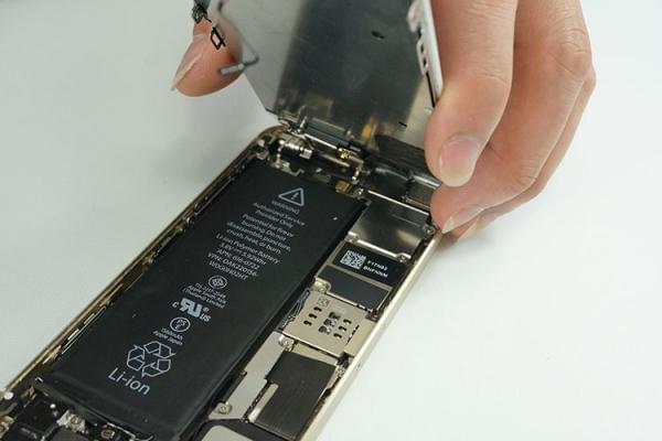 iphone5s怎么拆电池