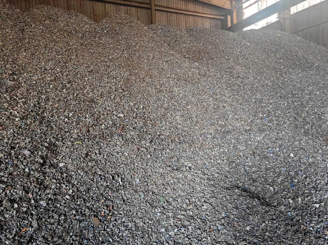 现金求购废铁盒破碎料