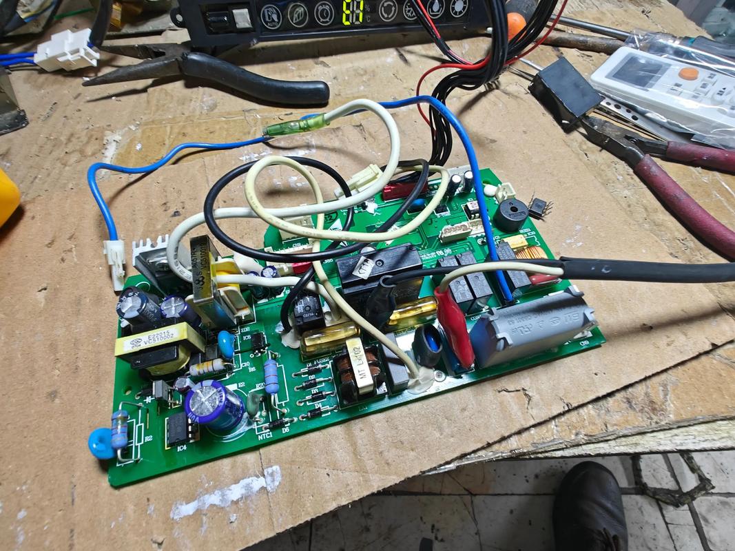 tlm32v86k主板通病热故障