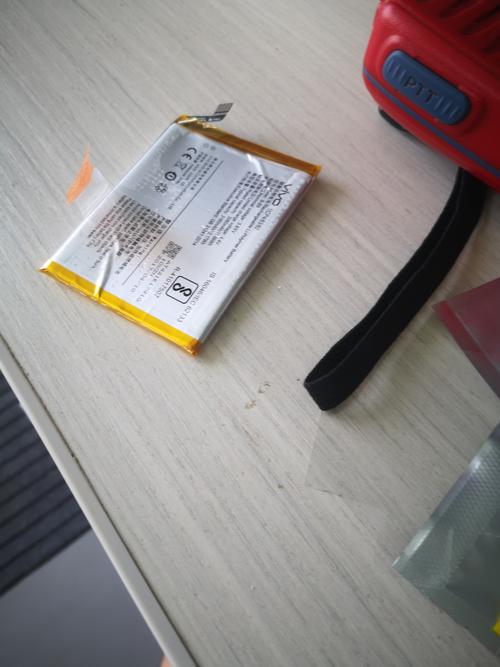 vivox710怎么换电池