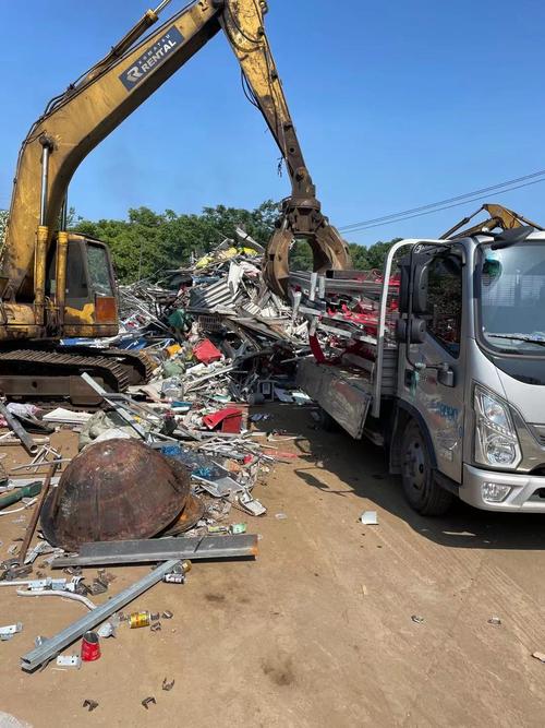 云南最大的废铁回收厂