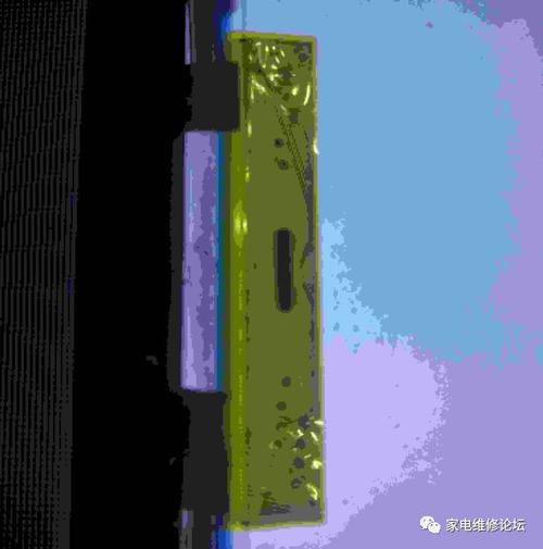 led32f1100cf灰屏故障