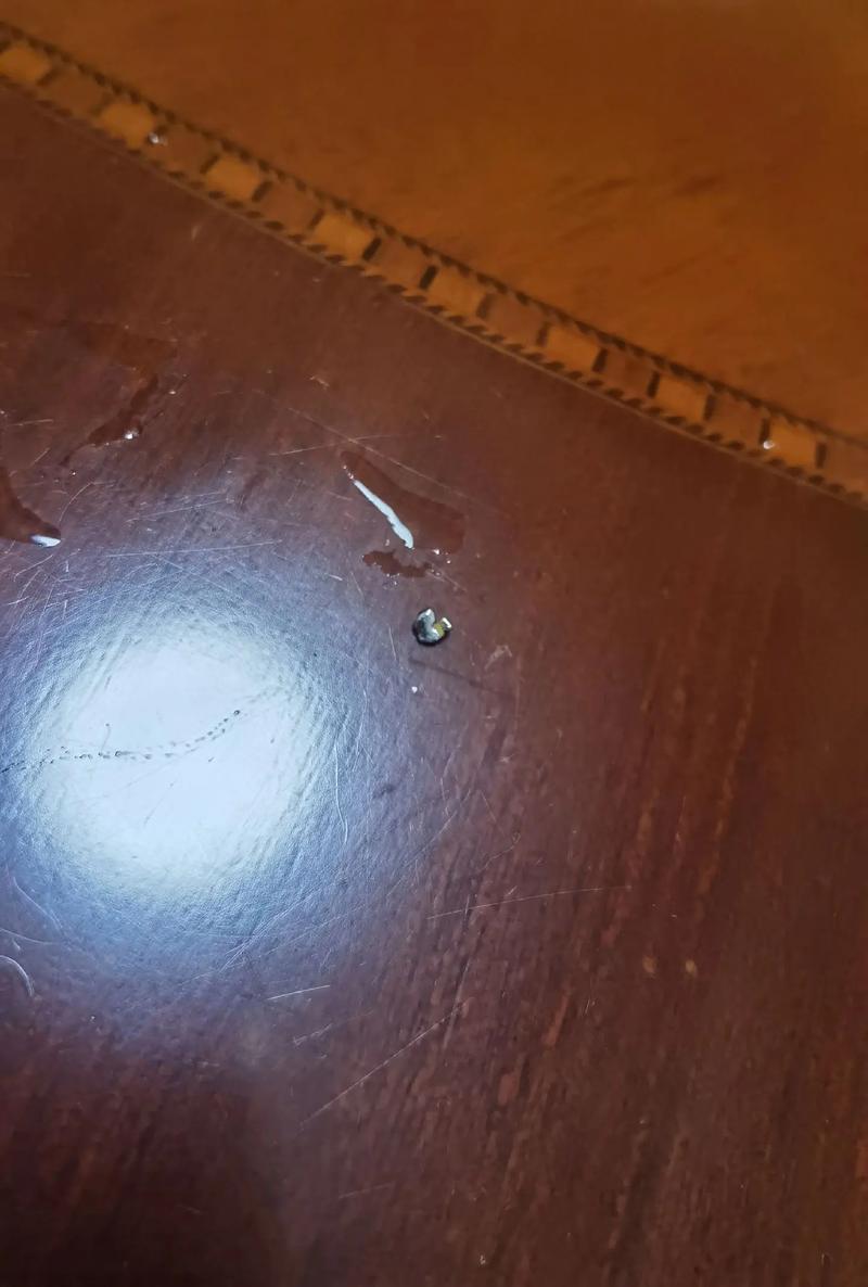 海信50MU7000U逻辑板故障