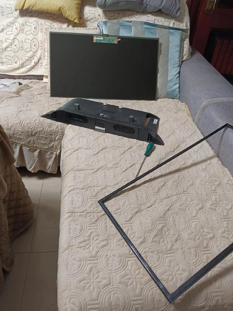 32PFL1643 T3故障维修