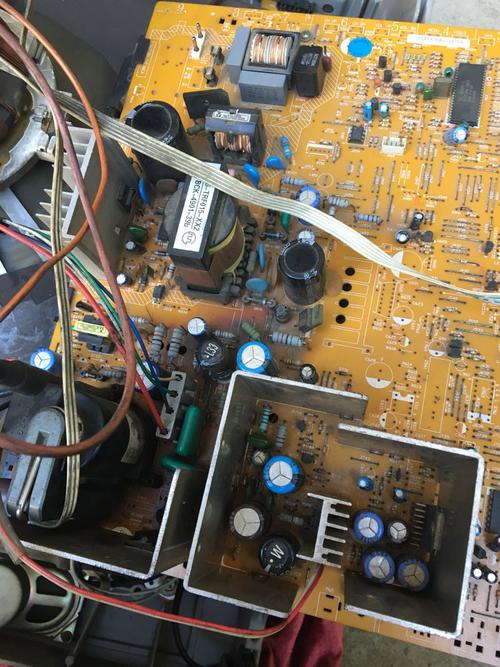 创维25ti9000彩电枕校故障