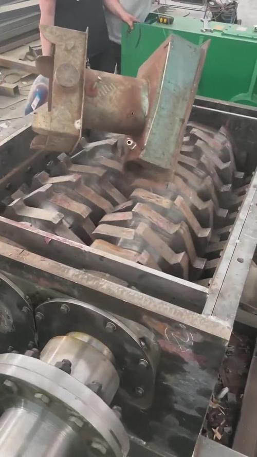 唐山旧废铁破碎料设备