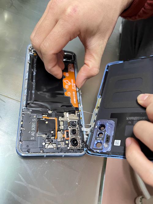 华为荣耀6plus 换电池