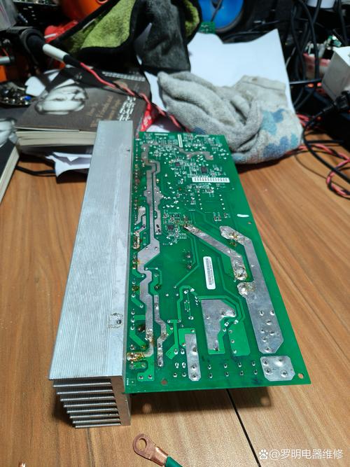 屡烧strg9656电源故障维修