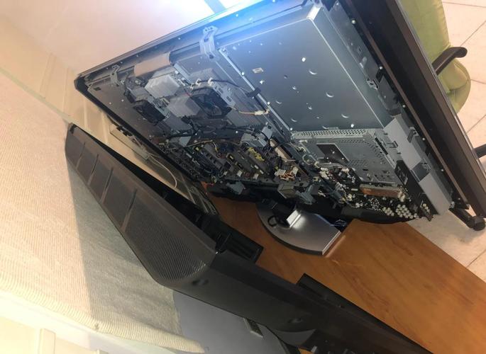 长虹lt42720f花屏故障解决