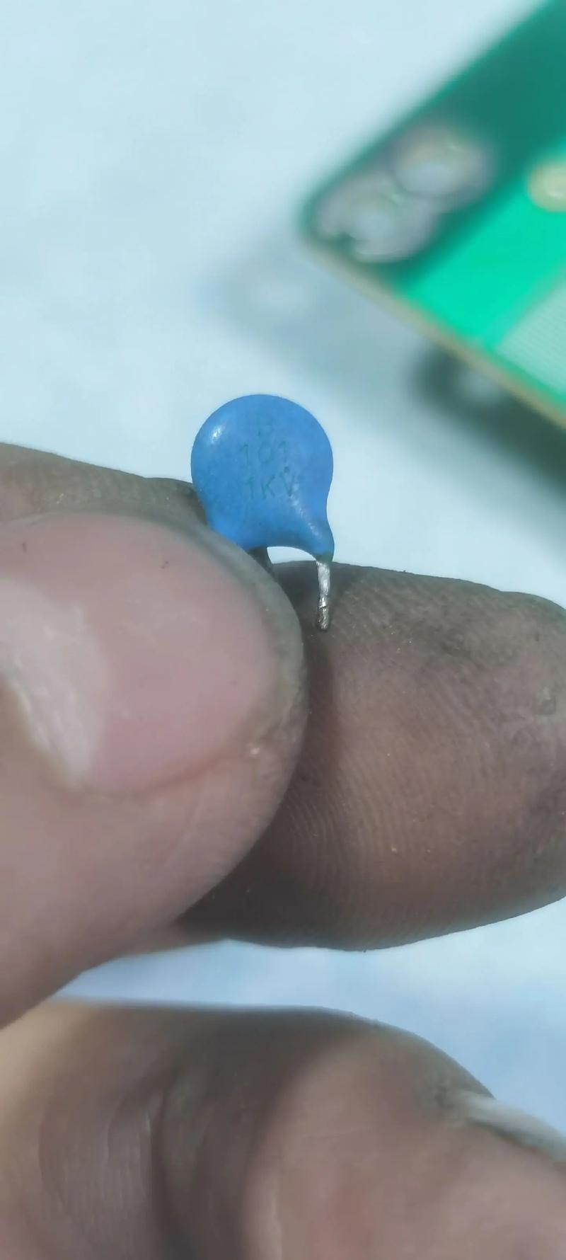 创维29sh8000电源故障维修