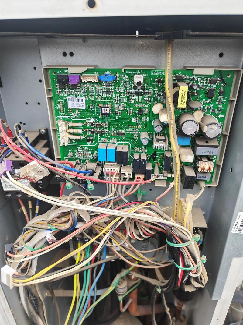 格力5p空调出现e4是什么故障