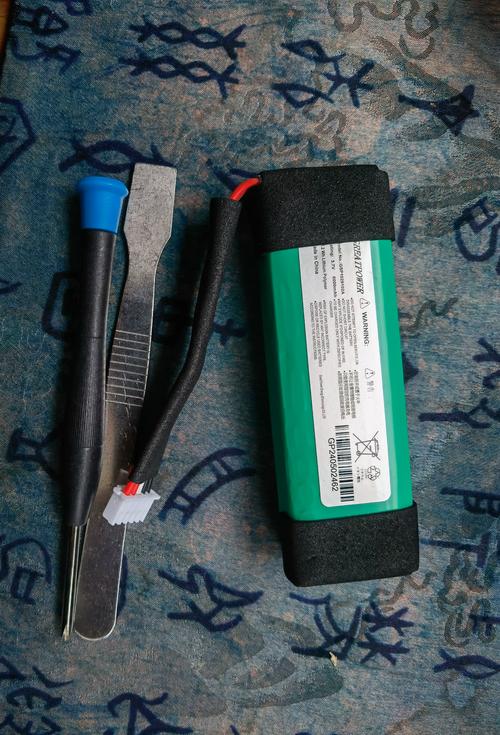 jbl charge 电池