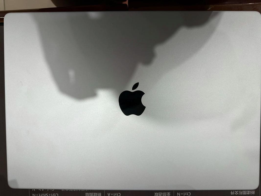 macbook 看电池循环