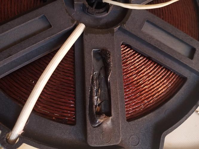 380v电磁灶出现线盘断开故障