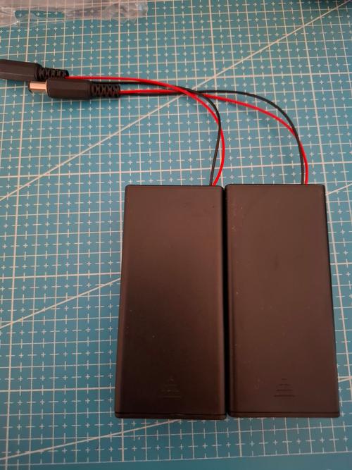 2节18650电池盒充电宝