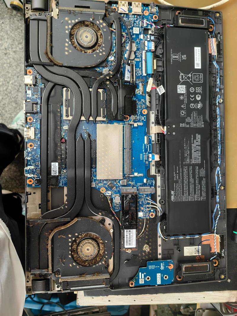 华硕笔记本电脑电池充不进电