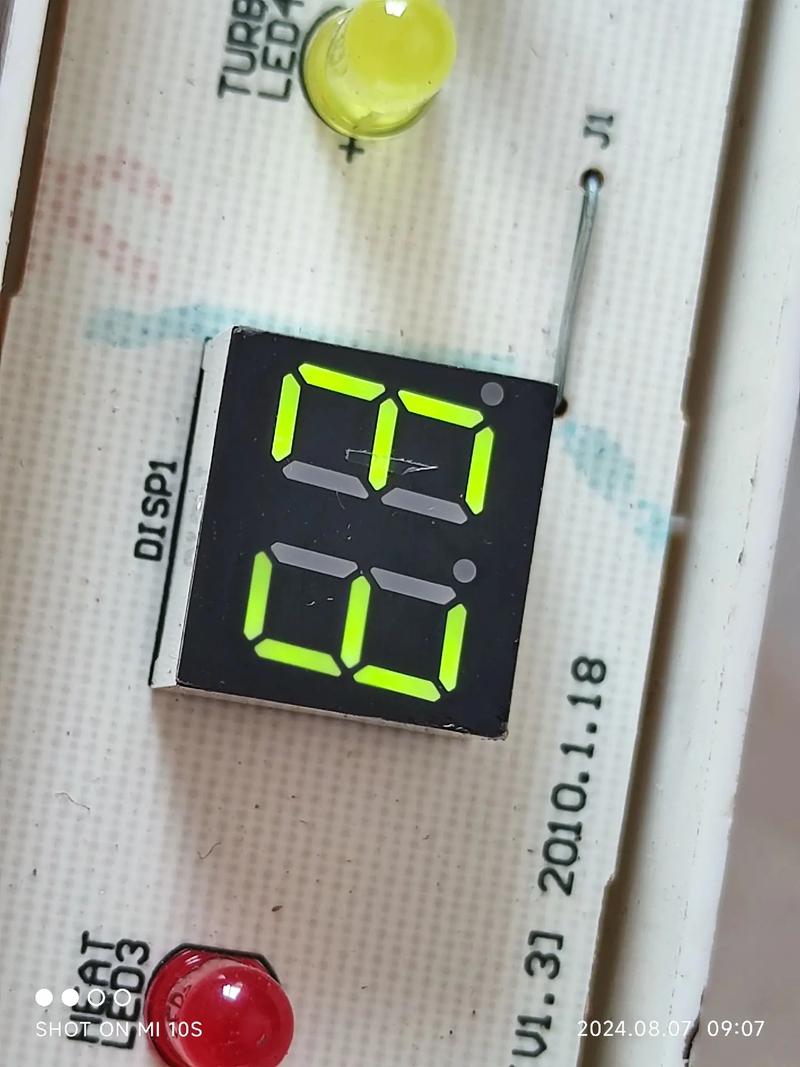 美的普通空调显示e3是什么故障