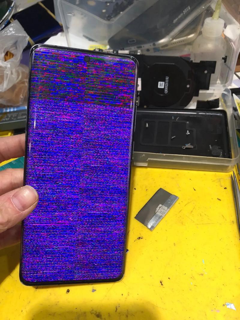 iphone6换电池后花屏