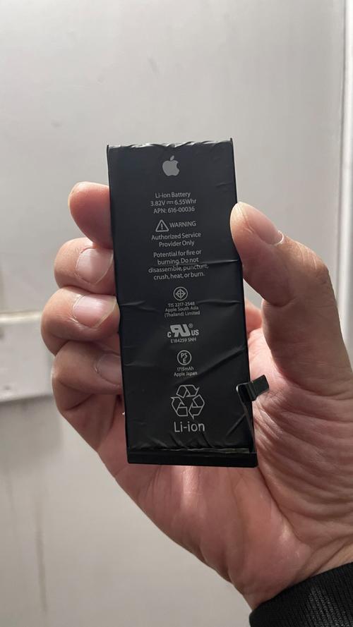 iphone6电池颜色变黄