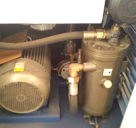 开利30hxy110a油压故障