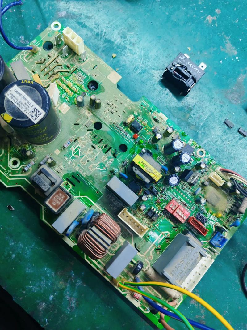 创维47L28RM-F电源故障