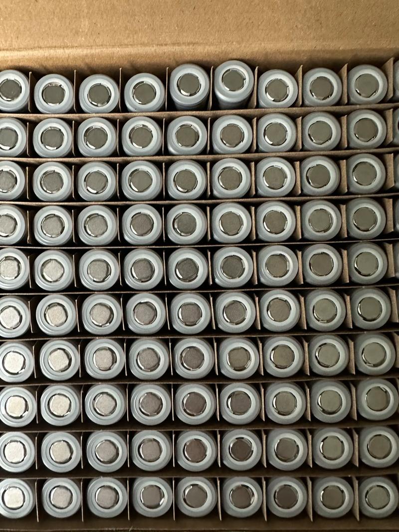 18650电池和5号电池