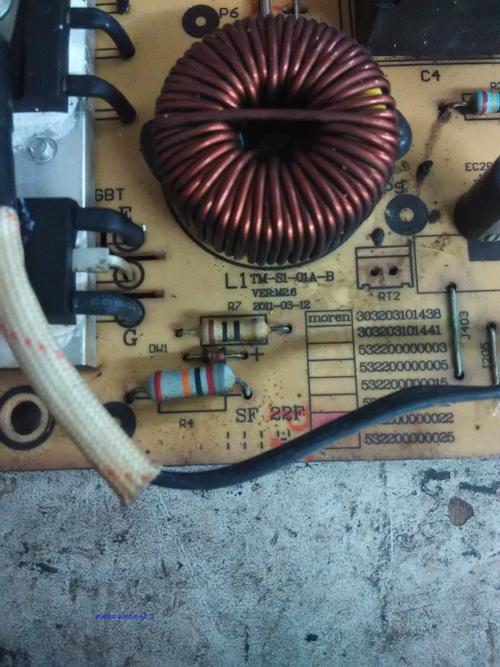 美的电磁炉sk2101故障维修