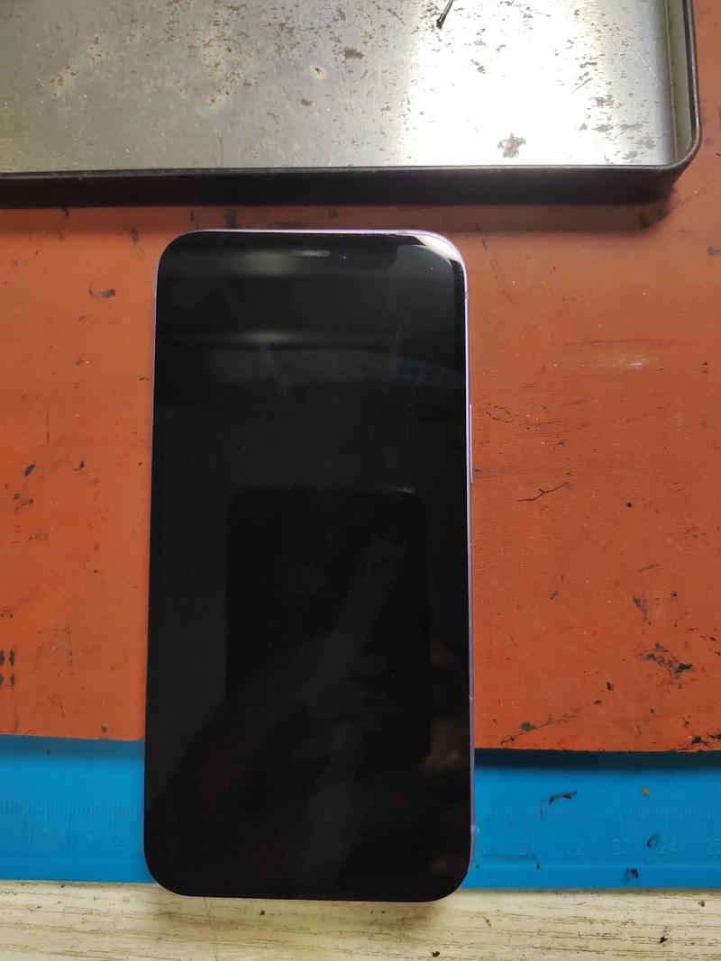 苹果手机换完电池开不开机