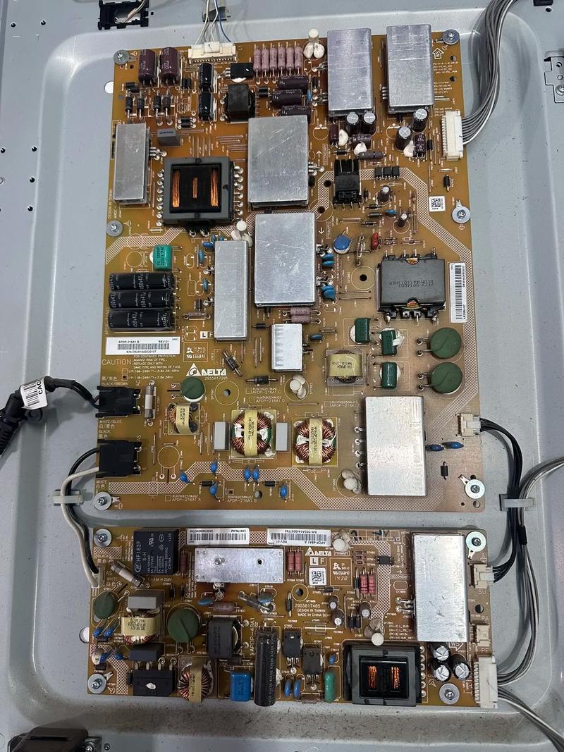 夏普70XU3OA屏幕背光故障