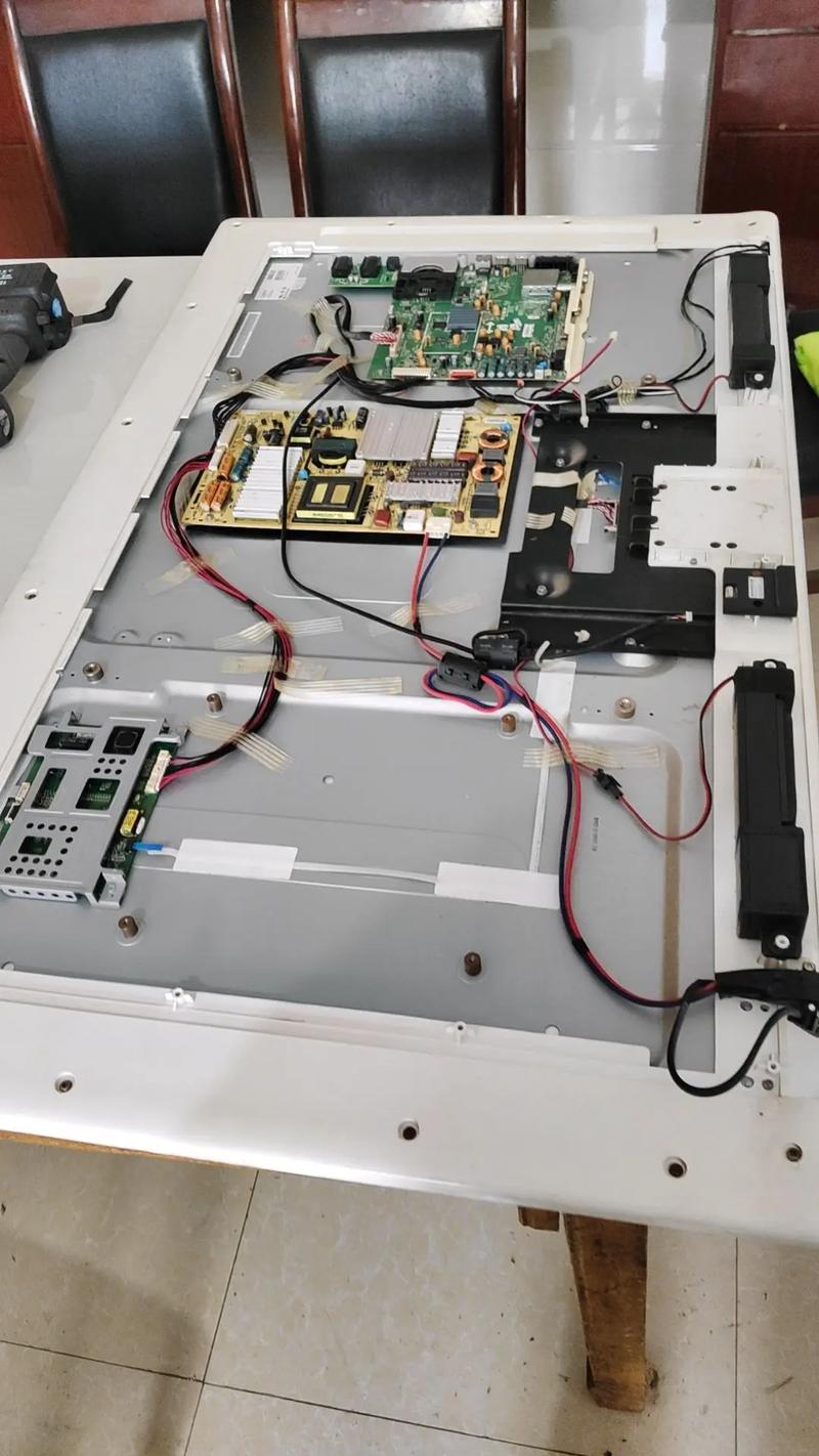 创维47l20hf开机故障维修