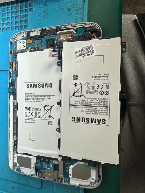 三星w2025电池多少钱