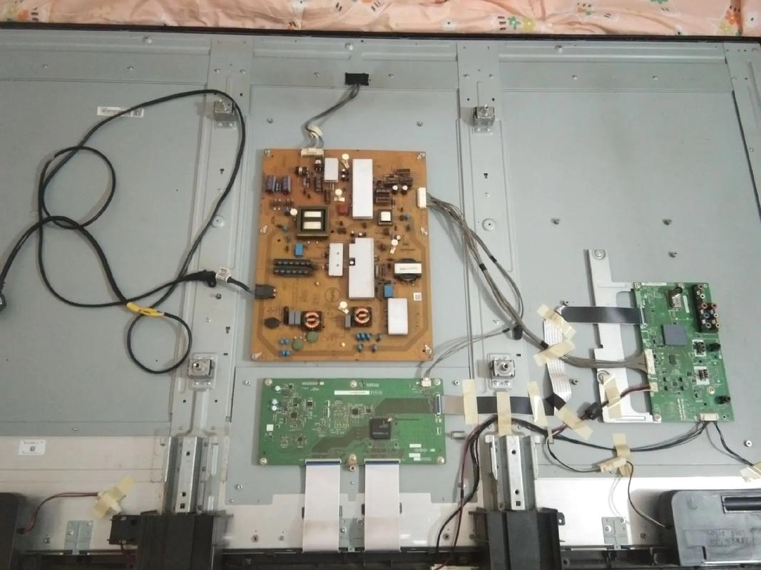 夏普lcD-46GX3主板故障
